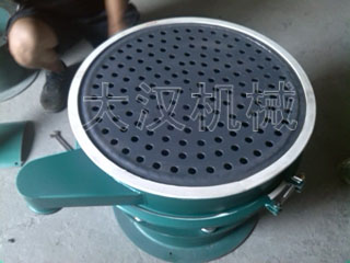 篩分機托球板安裝